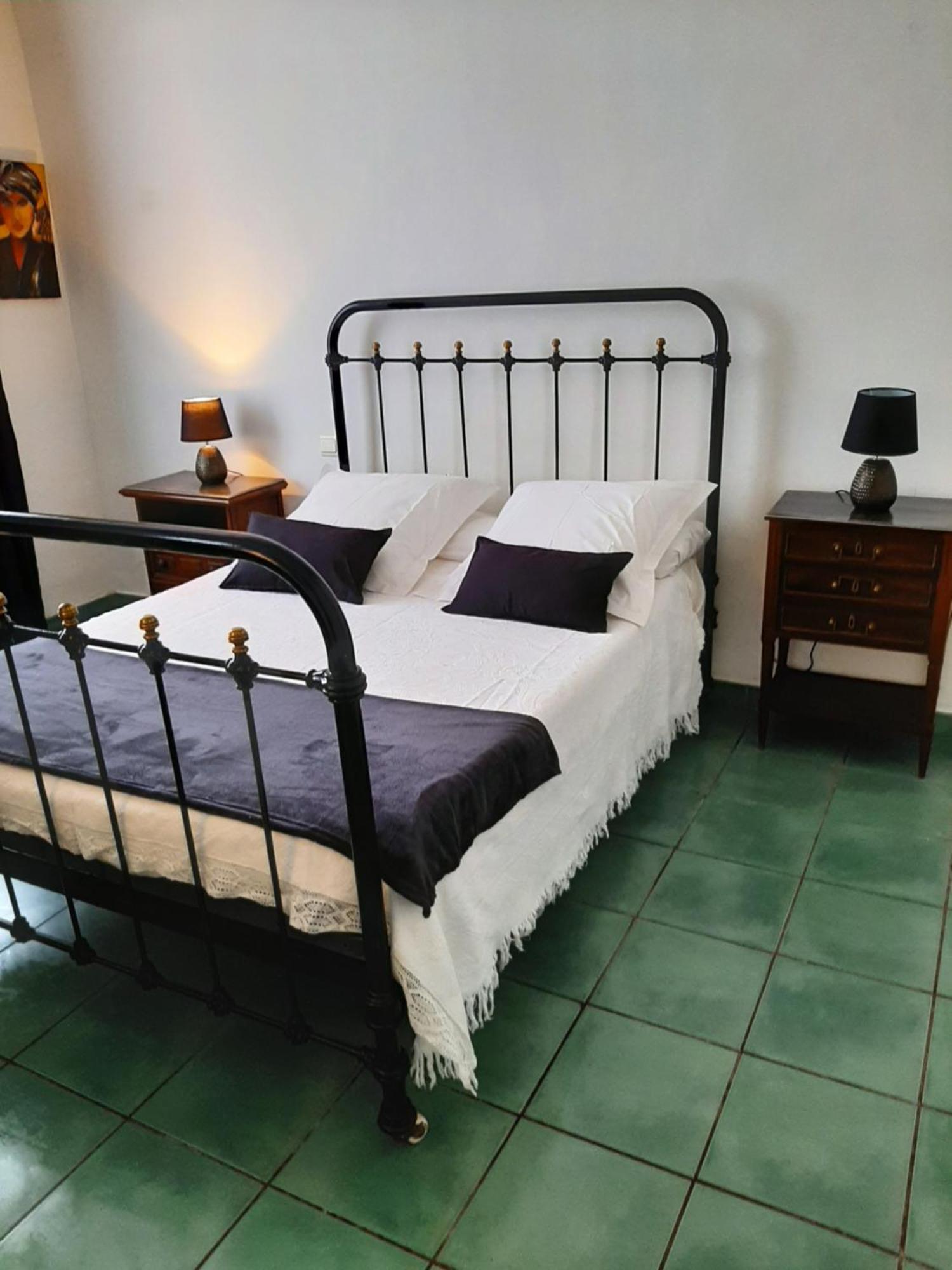 Chez Jean Villa Millas Buitenkant foto